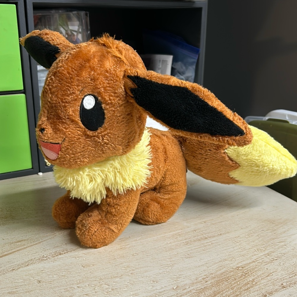 Pokemon Eevee Build-A-Bear
